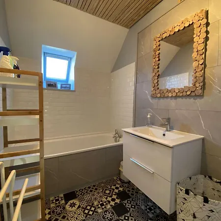Maison 3* Avec Jardin, Terrasse Sud-ouest, Proche Et Commerces, A - Fr-1-368-367